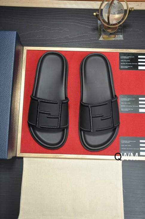 Picture of Fendi Slippers _SKUFendicoloursz38-45WM05182744